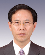 徐  辰