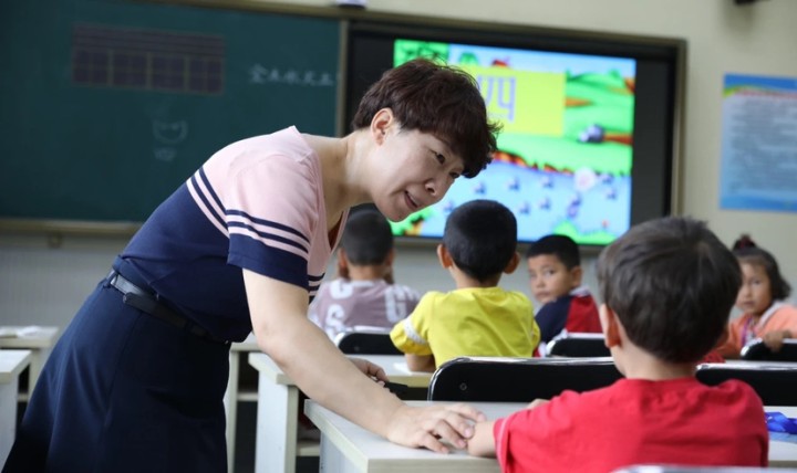 双师教学第一课堂学校——新疆华山中学