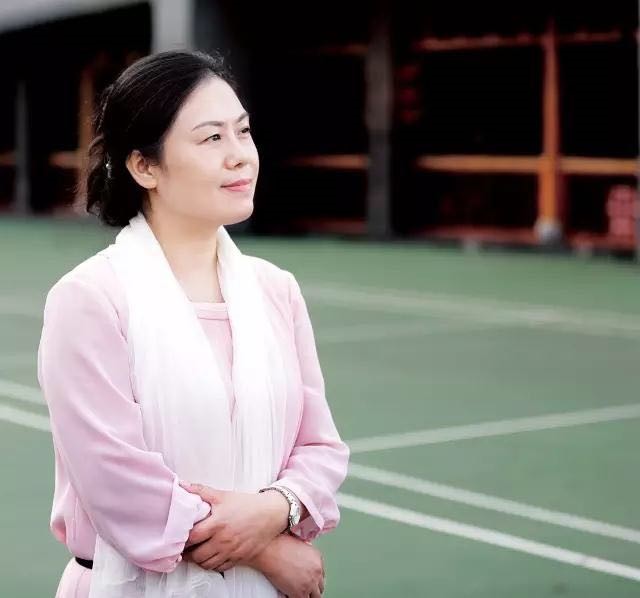 万玉霞校长