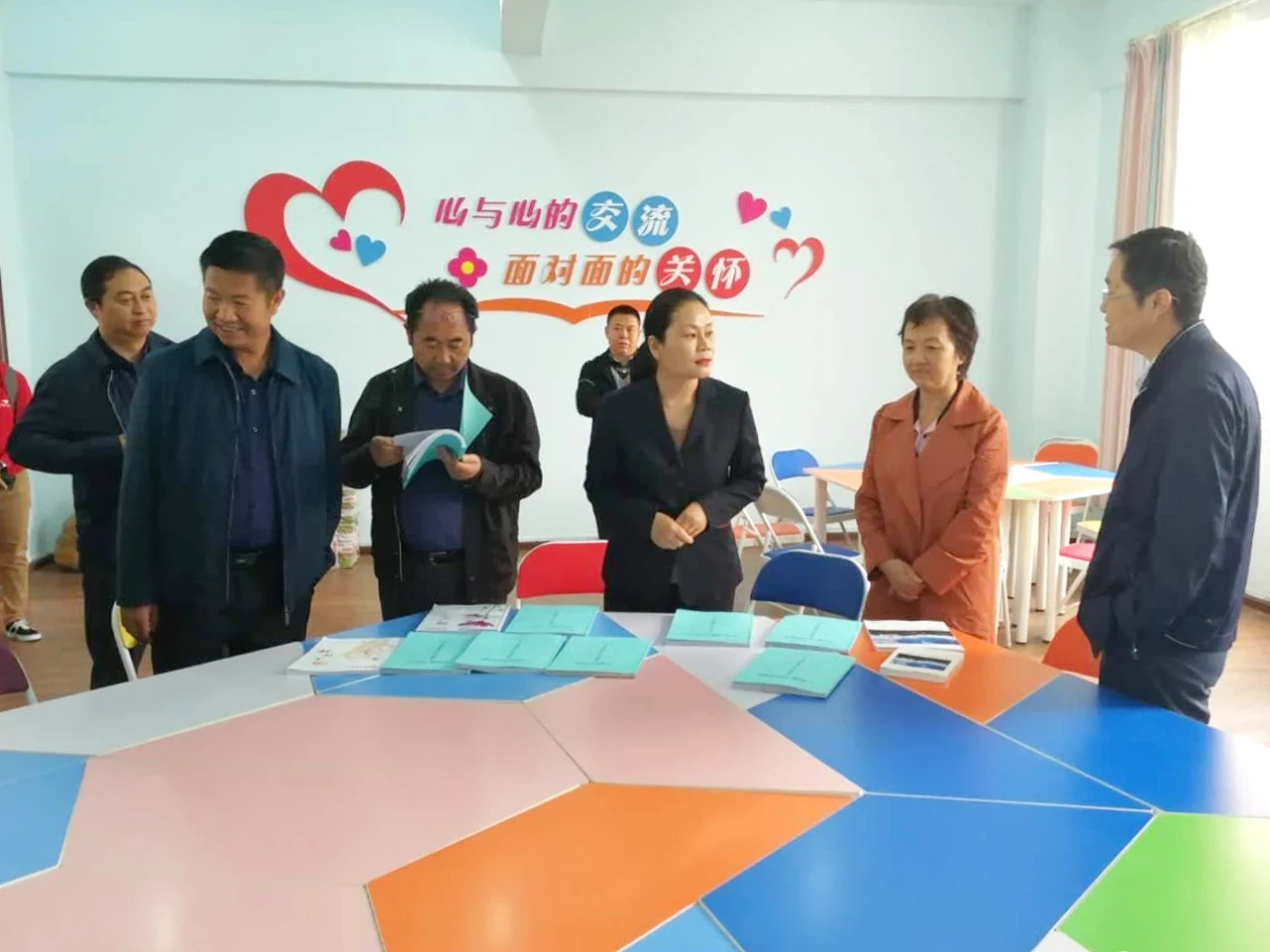 为了那片索玛花开得更鲜艳 ——人大附中基地闫培新校长校长工作室凉山支教纪实