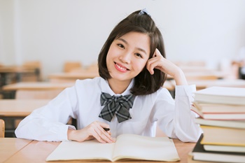 华中科技大学奏响“四部曲” 推动党史学习教育走深走实、入脑入心