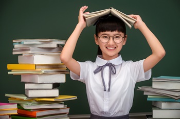上海戏剧学院将艺术创作与党史学习教育有机融合