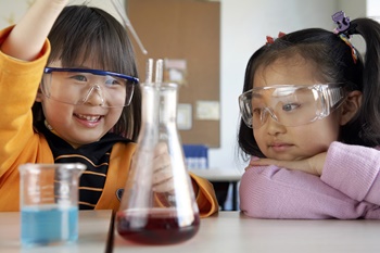 上海小学期末不再考英语 禁止全区范围的学科统考统测！