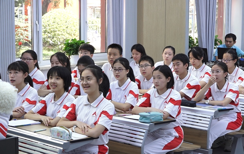 人大附中分校&涿州市实验中学双师教学直播课圆满成功