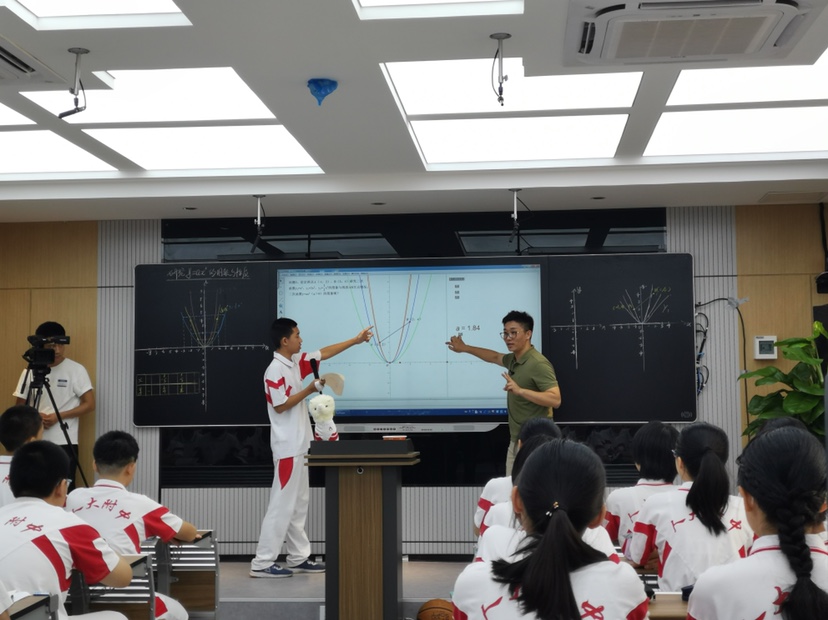 人大附中分校&涿州市实验中学双师教学直播课圆满成功