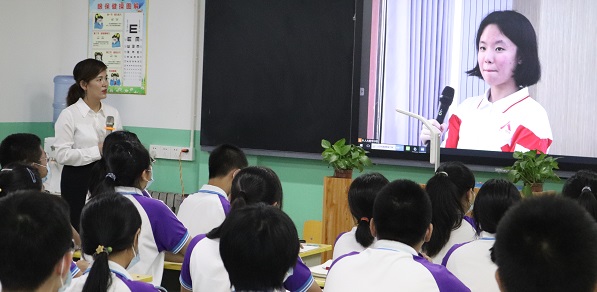 人大附中分校&涿州市实验中学双师教学直播课圆满成功